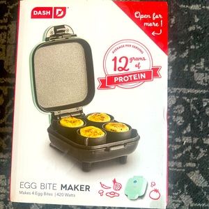 Dash Egg Bite Maker (red)- NIB